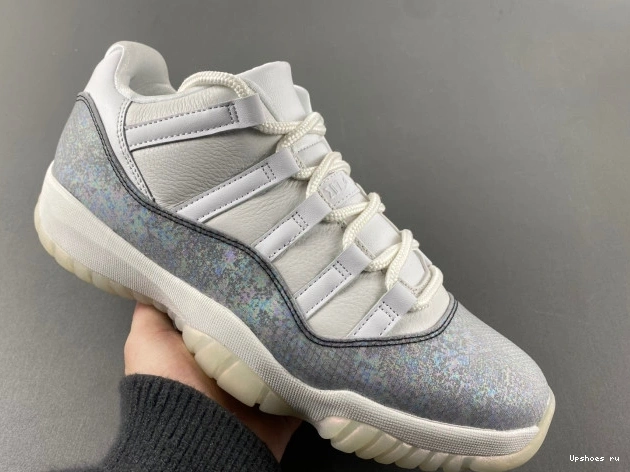 Jordan Low 11 2025  “Snake” HQ7000-001 Air   0713